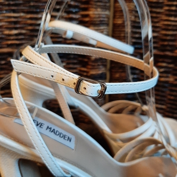 Steve Madden Women's 9.5 White Mips Strappy Platform Dress Sandals 90s Y2K Heels - Picture 2 of 10